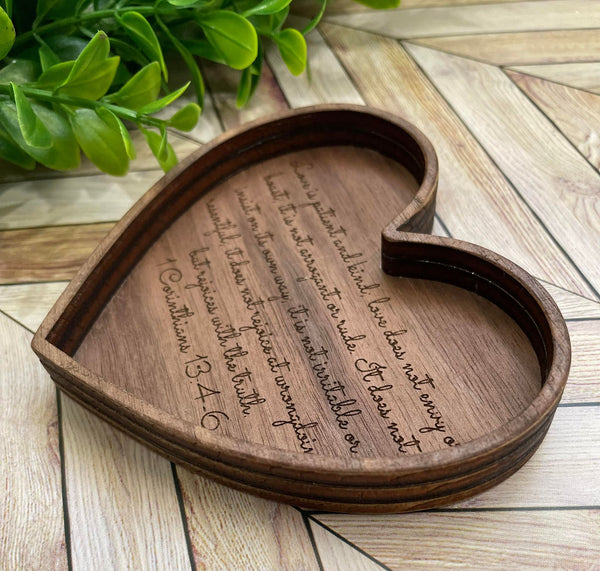 Little love dish - Walnut ring dish